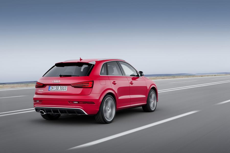  Audi RS Q3 (8U) 2015 года  (WW) (фото 10 из 27)